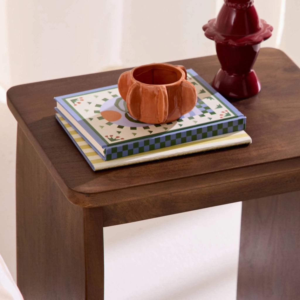 Set 2 comodini esotici in legno di acacia, noce
