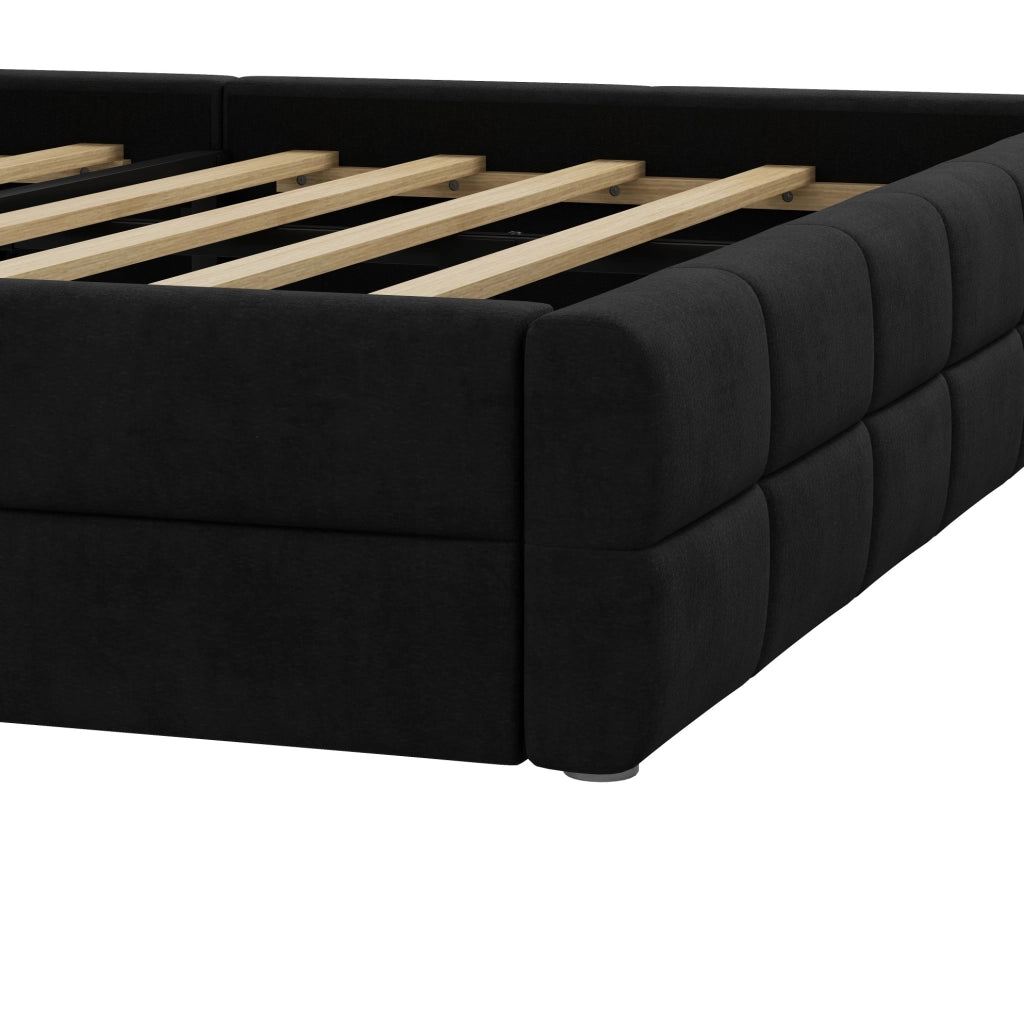 Letto imbottito con testiera 180x200 cm in velluto nero; struttura in MDF e compensato