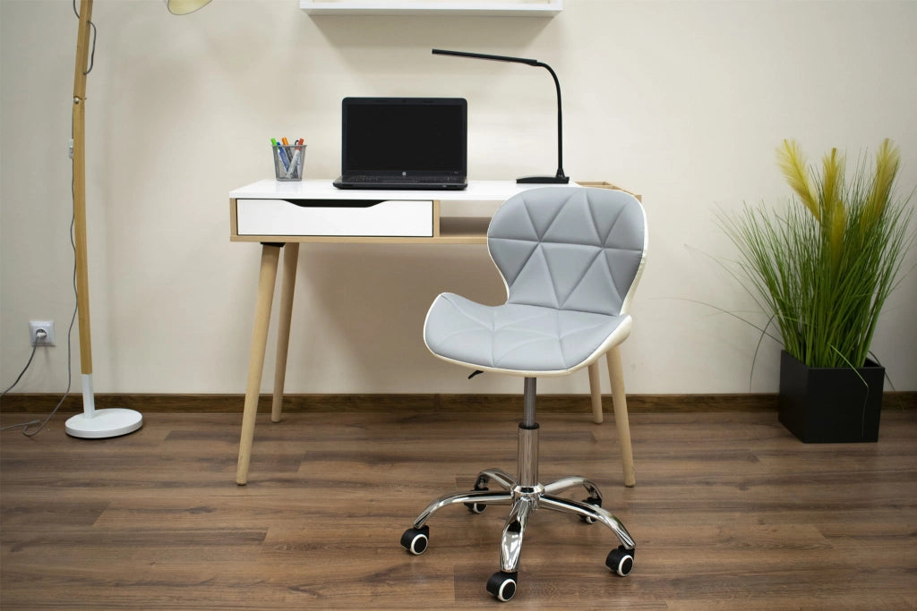 Sedia girevole Valora AVOLA grigia e bianca dal design ergonomico