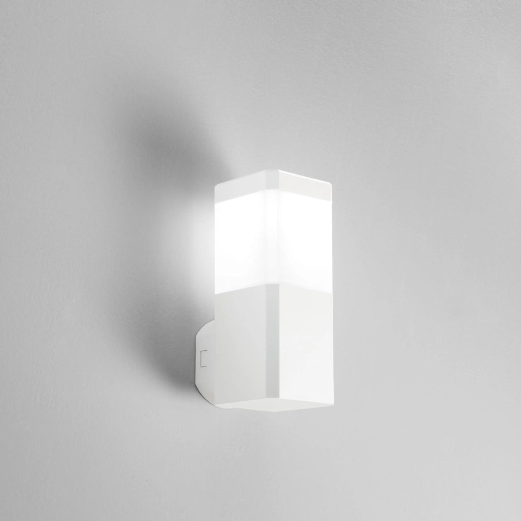 APPLIQUE FOCUS BIANCA SQUADRATA 1 LUCE ATTACCO GU10 IP65 10X13X24CM