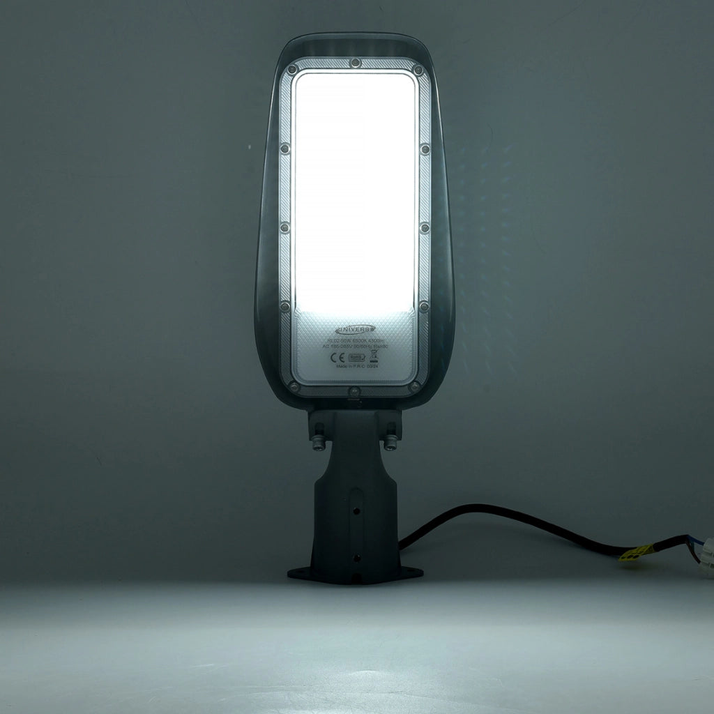 LAMPIONE STRADALE LED 50W LUCE FREDDA 6500K° IP65 - ALTA EFFICIENZA E RESISTENZA PER ILLUMINAZIONE PUBBLICA E INDUSTRIALE