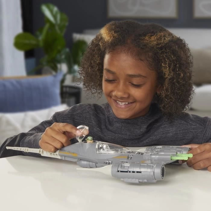 La nave Starfighter N-1 del Mandalorian, figurine Grogu e Mandalorian da 10 cm, giocattolo per bambini dai 4 anni, Star Wars Epic Her