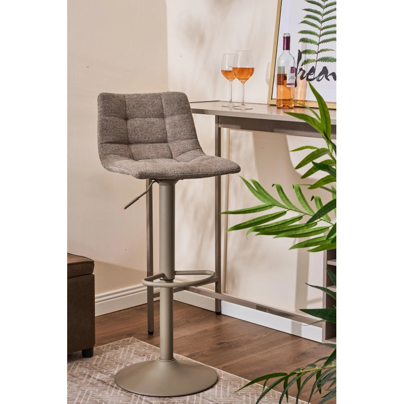 Set di 2 Sgabelli Clayton In Tessuto Tortora E Base Tortora