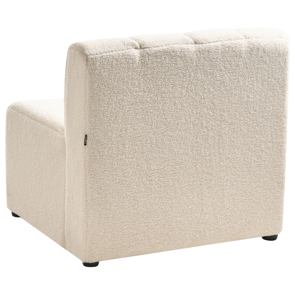 Poltrona imbottita accogliente con seduta spessa e morbida in bouclé beige chiaro stile moderno