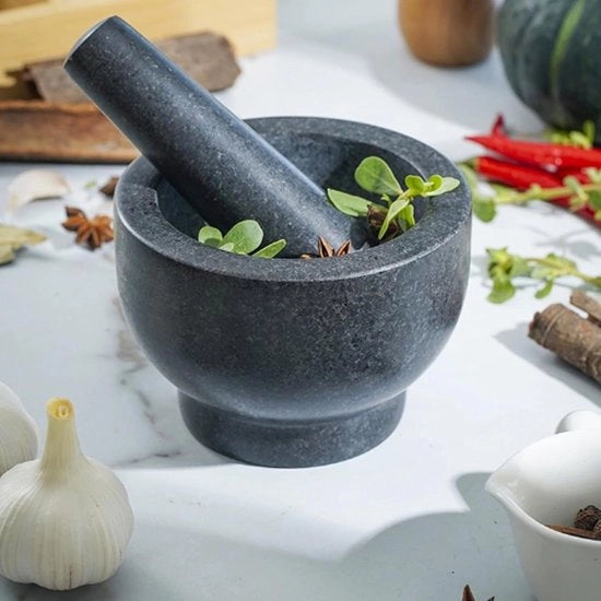 Set di Triturazione Aglio Multifunzione - Piatto di Pietra di Granito e Stampatore - Nero Grigio - Utensili da Cucina per Spezie Erbe.