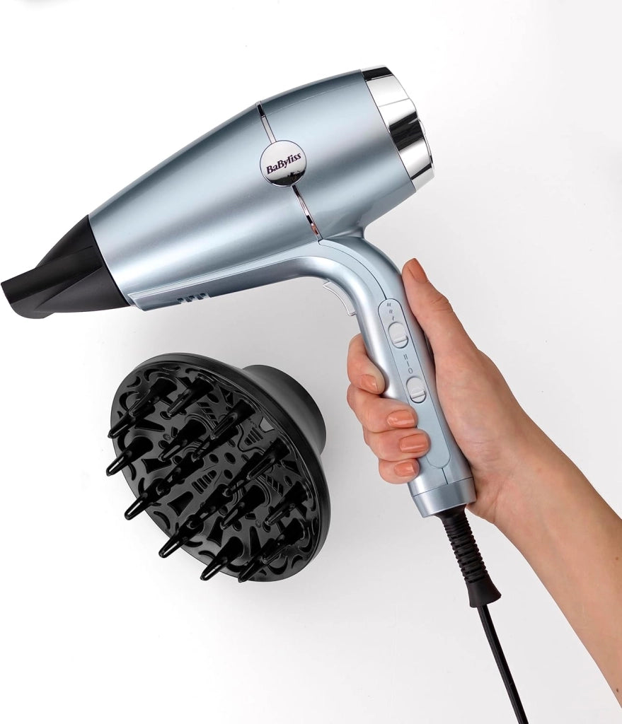 ‎D773DE Asciugacapelli Hydro Fusion 2100 W, Asciugatura Rapida, Tecnologia al Plasma, Doppio Sistema ionico, 3 Temperature e 2 Velocità + Tasto Aria Fredda, Concentratore e Diffusore