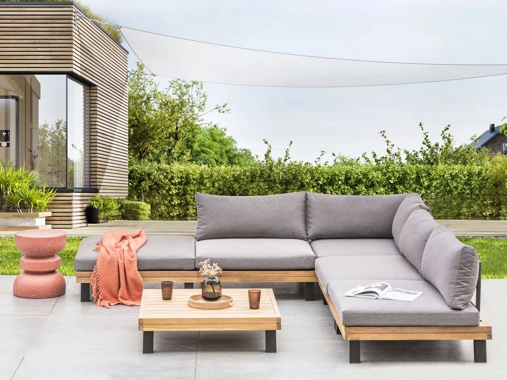 Set di divani angolari modulari da giardino Cuscini in poliestere grigio Struttura in legno di acacia certificata con tavolino da caffè
