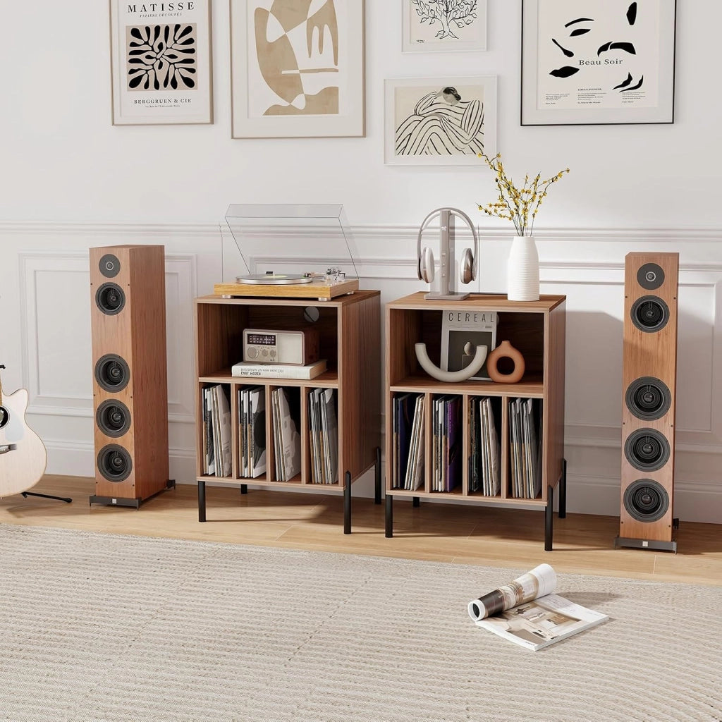 Supporto per Giradischi in Vinil con Stazione di Ricarica, Porta Dischi Vinile Vintege con 5 Scomparti Aperti, Espositore per Dischi Fino a 145 Album per Soggiorno, 53x45x78,5cm (Noce)