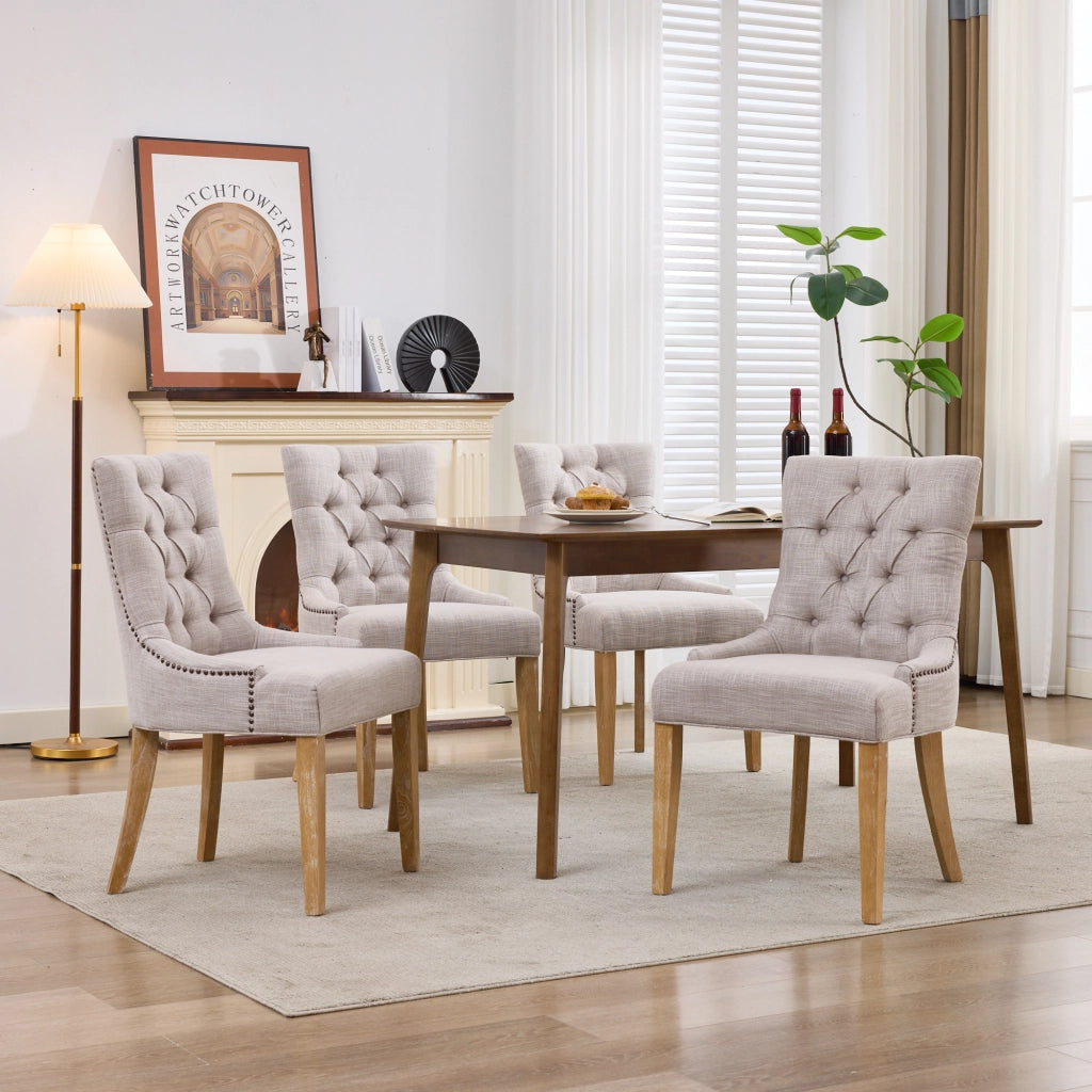 Sedia da pranzo imbottita - con schienale decorativo e gambe in quercia - in tessuto beige