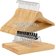 SONGMICS Grucce Appendiabiti in Legno, 20 Grucce con Barra Orizzontale, 12 Grucce Pantaloni con Pinze, Antiscivolo, Gancio Girevole a 360°, Camicie Cappotti Gonne, Naturale CRW001XD2
