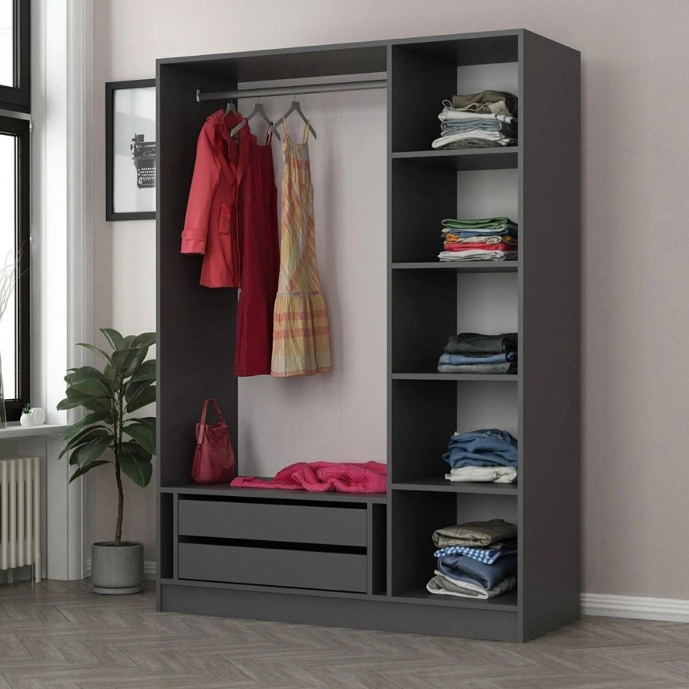 Armadio Kale 3 ante battenti effetto cannettato antracite 135x52x210H – Eleganza e capienza
