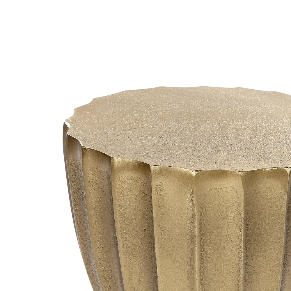 Tavolino in alluminio dorato a forma di pilastro dal design invecchiato 24 x 56 cm Arredamento contemporaneo per la casa