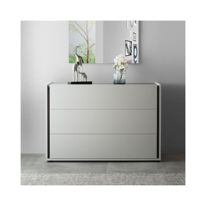 Camera da letto Mirelle: eleganza e funzionalità per il tuo relax