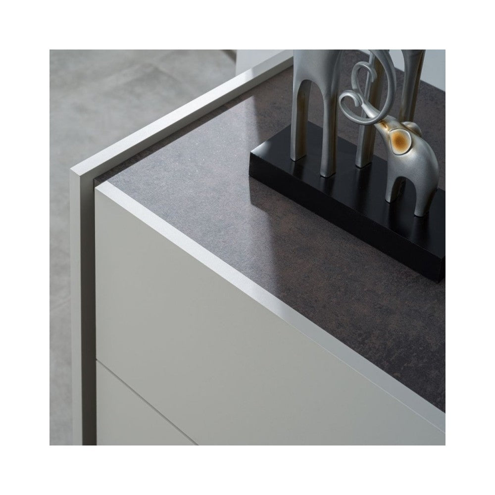 Camera da letto Mirelle: eleganza e funzionalità per il tuo relax