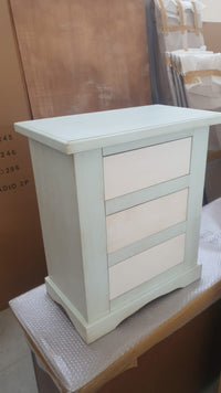 Gruppo como' e 2 comodini laccato azzurro/bianco patinato - Mobili 2G