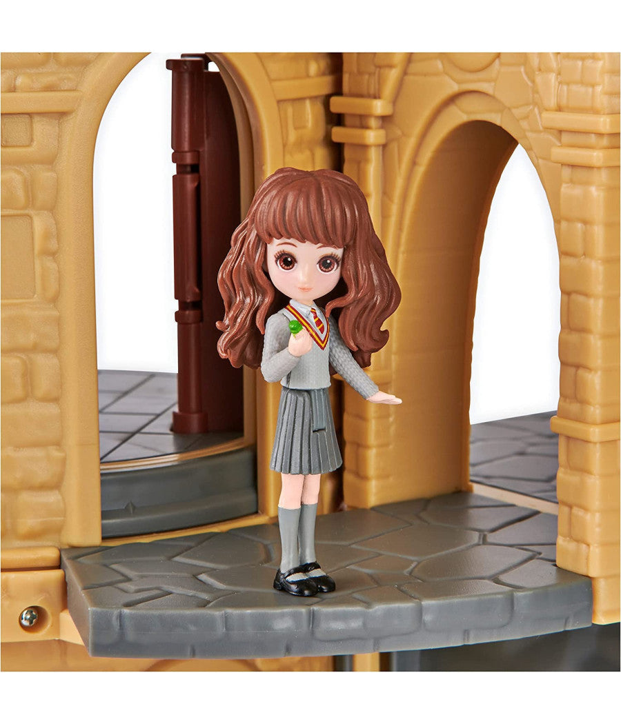 Castello Di Hogwarts Harry Potter Con 12 Accessori Luci E Suoni Bambola Hermione         