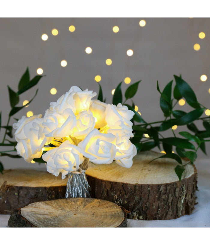 Catena Luci Luminosa Con 10 Led A Forma Di Rosa Bianca Alimentazione A Batteria         