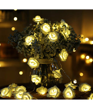 Catena Luci Luminosa Con 10 Led A Forma Di Rosa Bianca Alimentazione A Batteria         