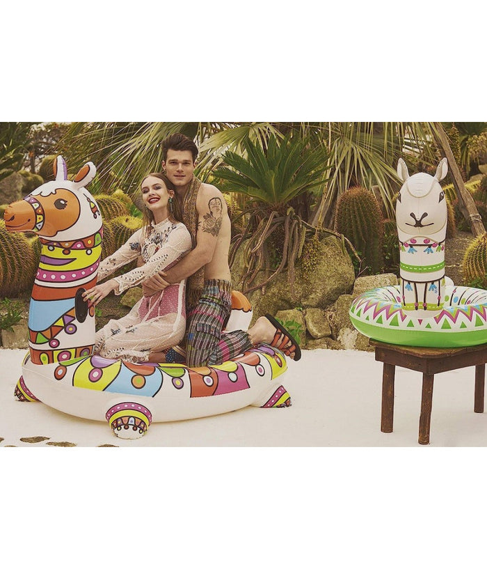 Trade Shop - Cavalcabile Pop Art Barcellona Lama 193x151cm Gonfiabile Maniglie Piscina 41136 -