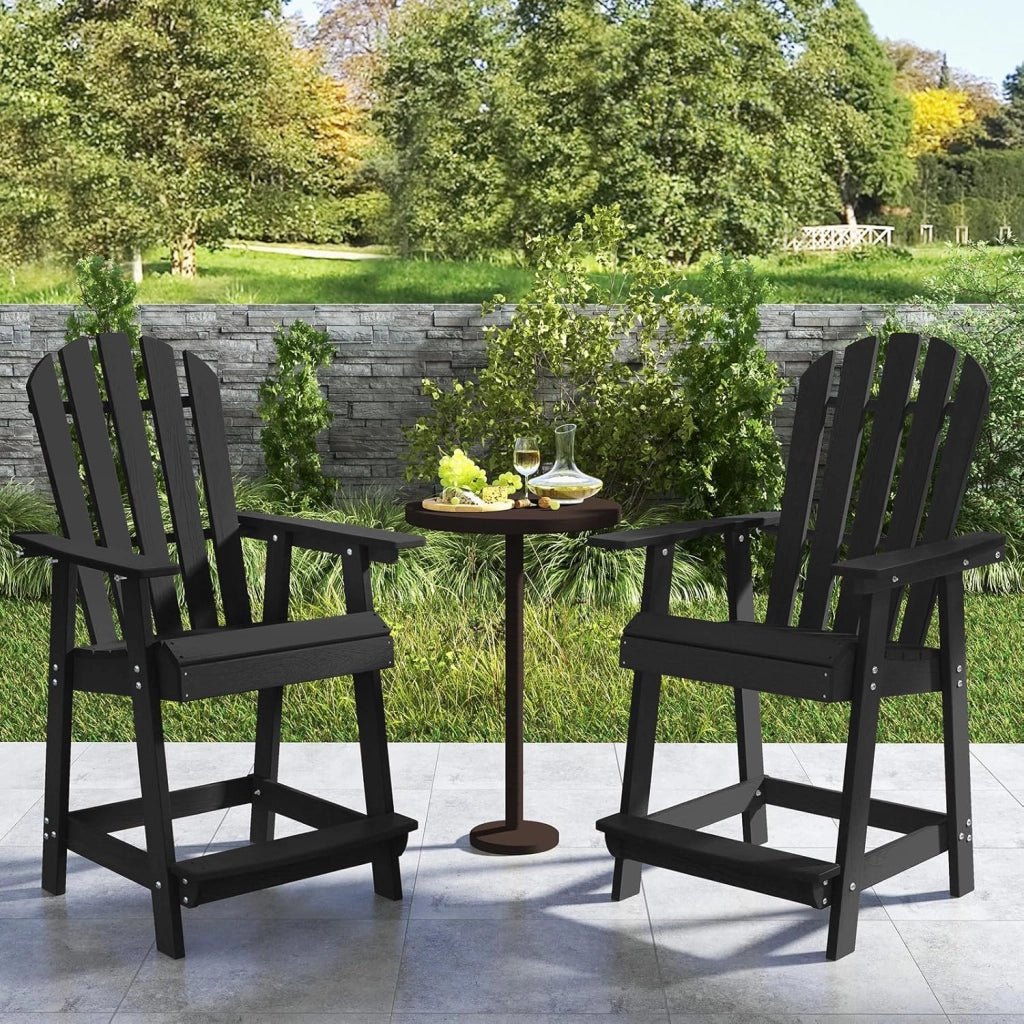 Sedia alta da giardino con poggiapiedi, sedia Adirondack in HDPE, seduta esterna con braccioli e schienale, sgabello per patio, terrazza, balcone, carico 150 kg, 70 x 85 x 119 cm (nero)