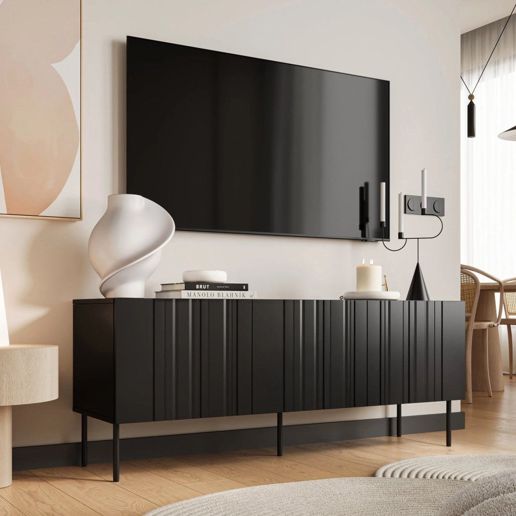 Mobile porta TV Frassino, Madia da salotto con tre ante battenti e tre vani interni, Rialzato da terra, 151x42 h60 cm, Nero