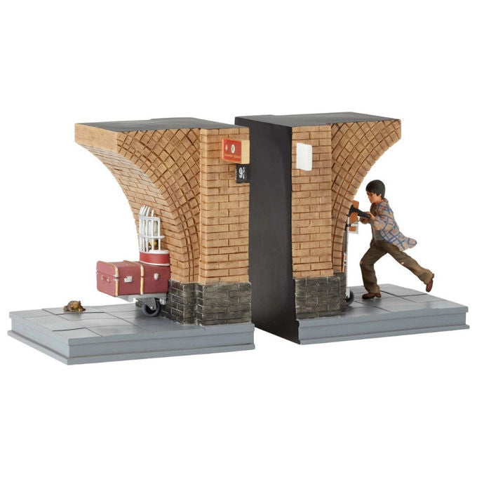 Enesco Fermalibri Harry Potter Piattaforma 9 3-4 Poliresina 17.8x17.3x33.4 cm