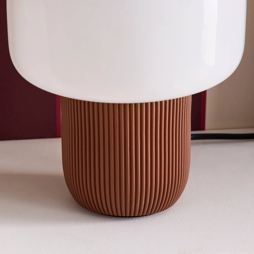 Lampada da tavolo da interno in resina e pvc, ø18cm, marrone
