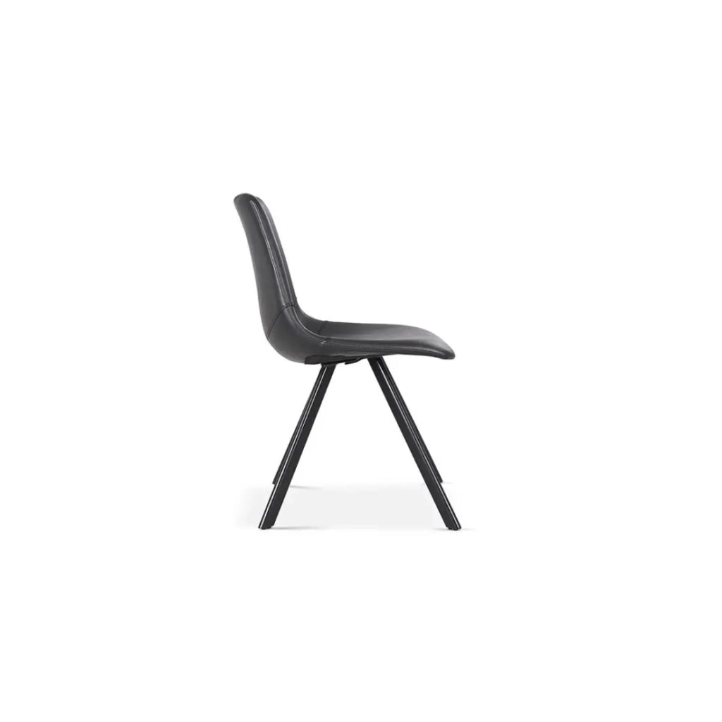 Sedia EMET – PU nero – Piedi in metallo – H83 x L46 x P60 cm