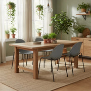Set di 4 sedie da pranzo in polipropilene azzurro Velvet con struttura in metallo facili da pulire | Duzzle