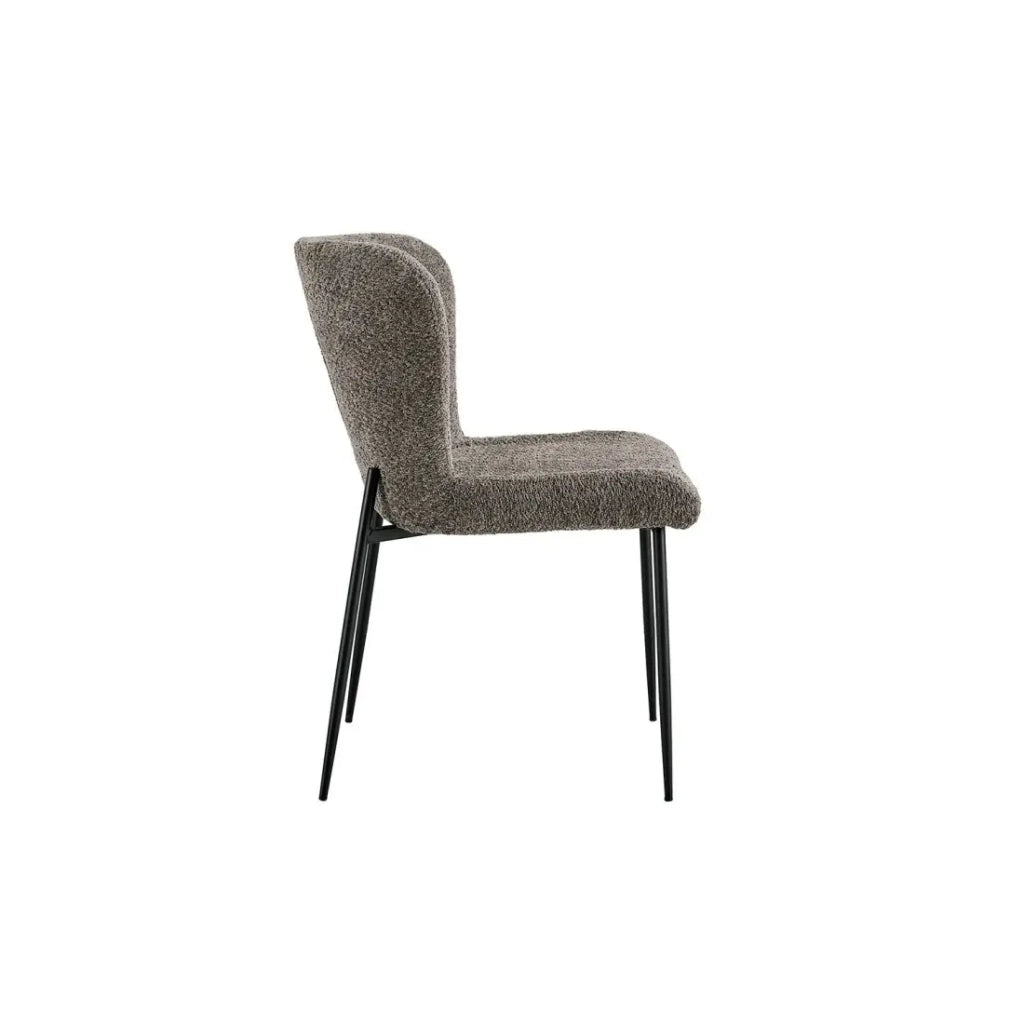 Sedia rivestita in Bouclé per sala da pranzo colore Sabbia. Collezione LISE