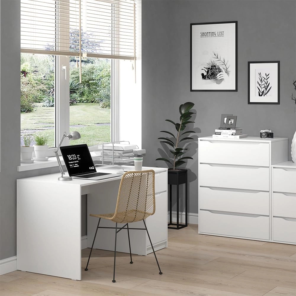 Scrivania Ruben, Bianco, 140 x 65 cm, combinabile con altri mobili della serie Ruben