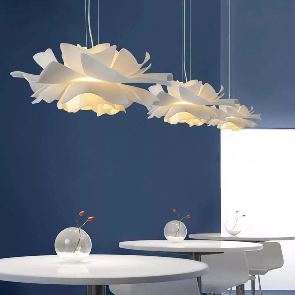 Trade Shop - Lampadario A Sospensione A Forma Di Fiore Petali Bianco Luce Attacco E27 Ip20 71607 -
