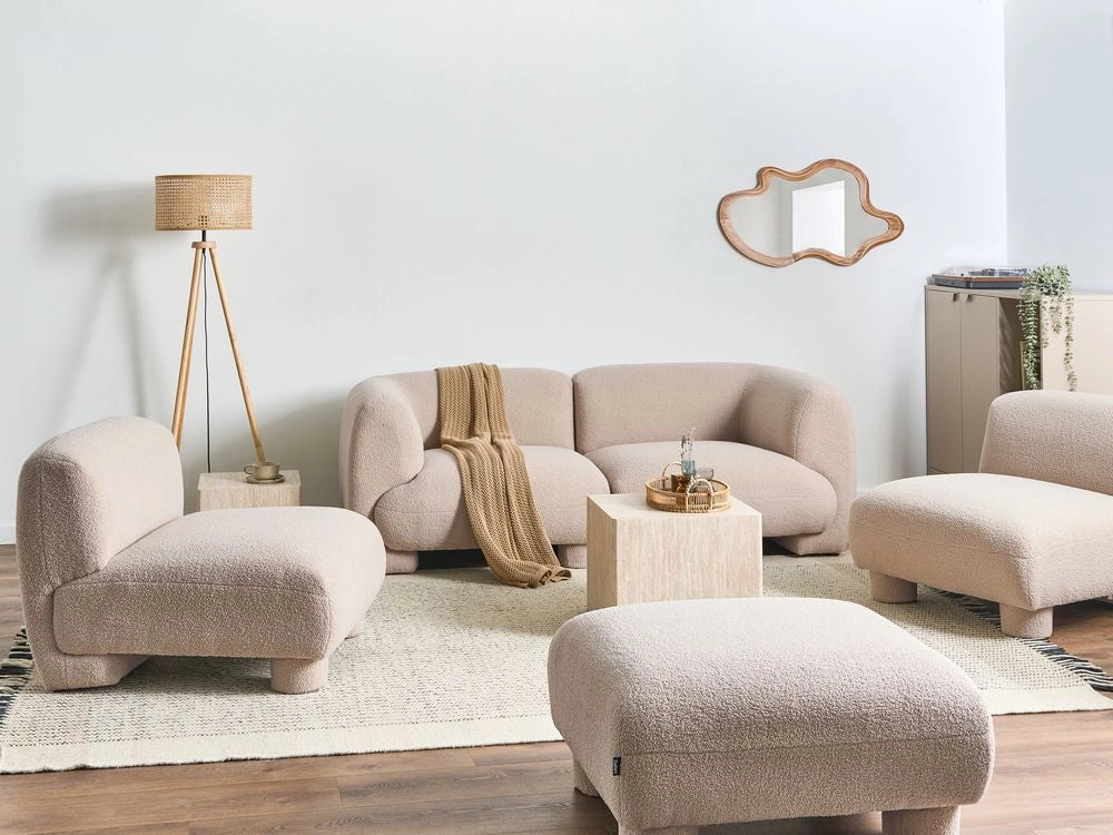 Set da salotto 4 posti con pouf, modulare dal profilo ribassato in stile organico e curvo beige