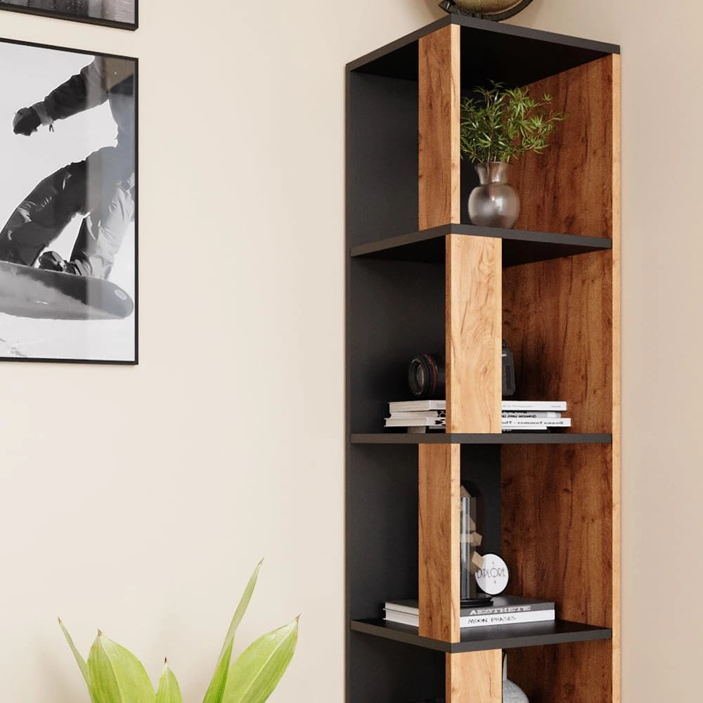Scaffale angolare Lio, Quercia dorata, 33.3 x 162.2 cm, per riporre libri e decorazioni negli angoli della stanza