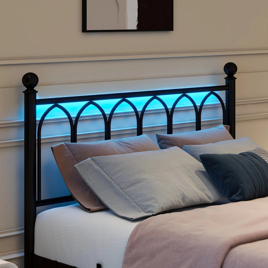 Letto matrimoniale in metallo 120x200 cm con LED, USB, presa, testiera alta, nero