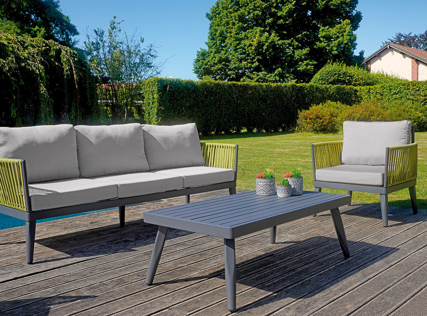 Set Salotto da Giardino Divano 2 Poltrone e Tavolino Nimes con Cuscini in Alluminio e Corda Verde e Grigio