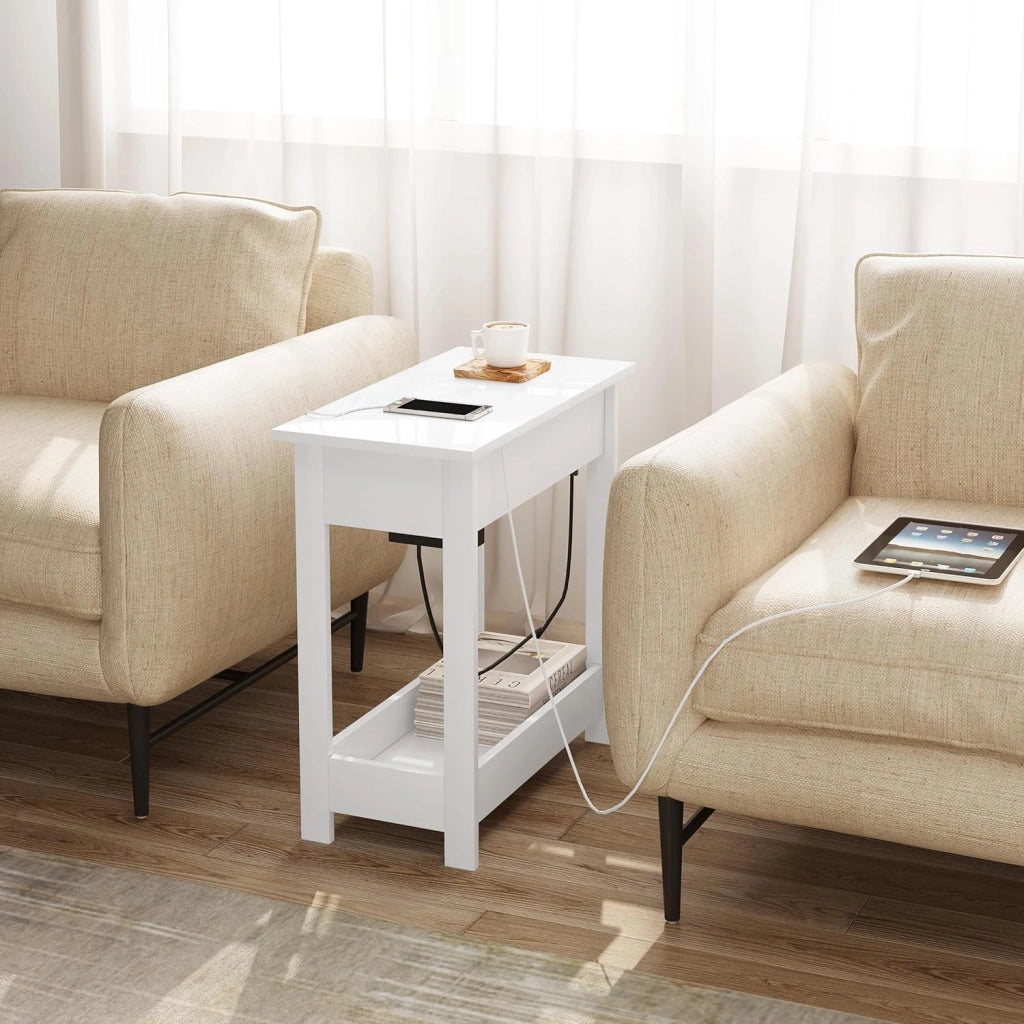 Tavolino da Salotto con Stazione di Ricarica, Tavolino a 3 Ripiani, Piano Pieghevole, 2 Porte USB e 2 Prese a 2 Fori, per Camera da Letto, Soggiorno, Cucina, Bianco