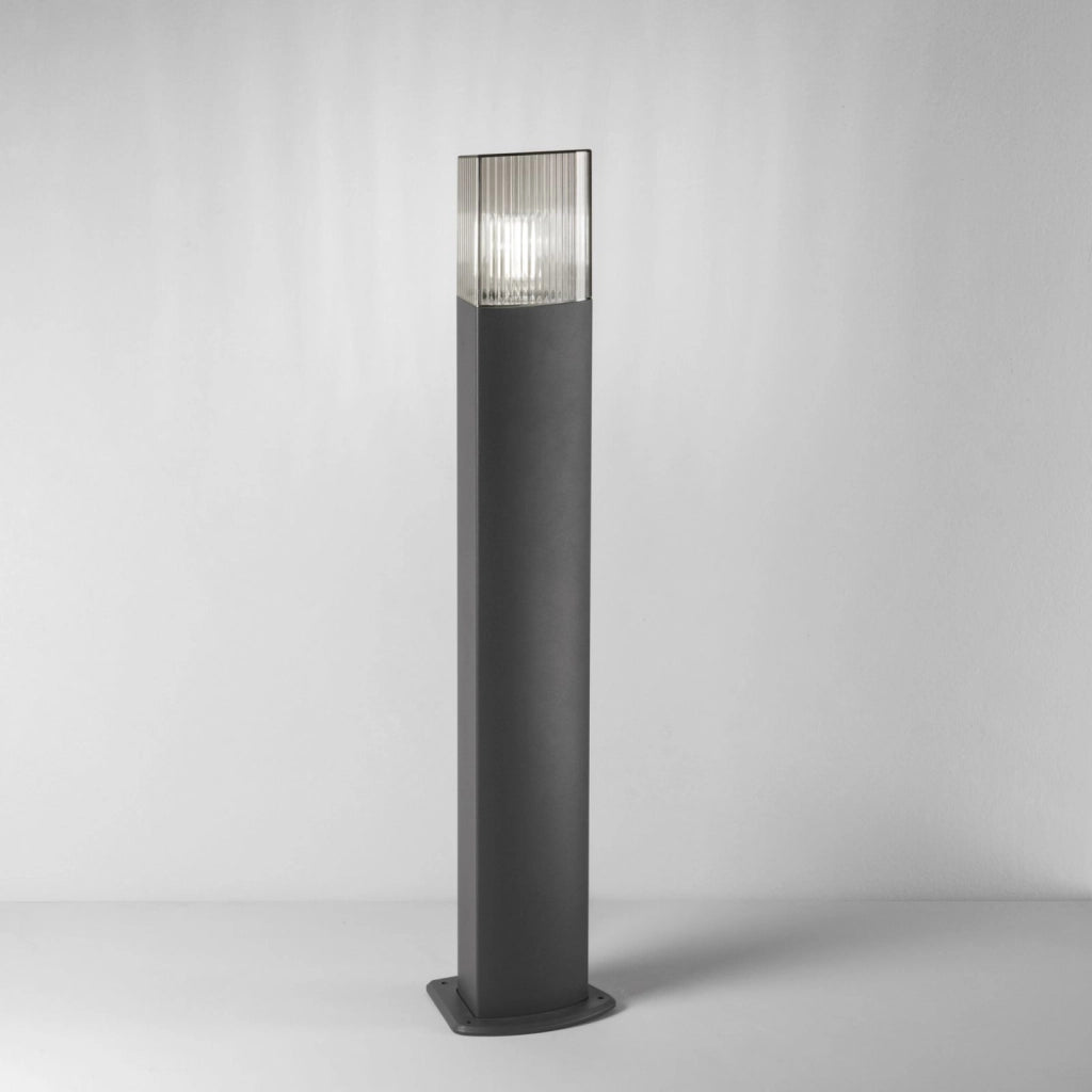 PALETTO DARK ANTRACITE E FUME' 1 LUCE ATTACCO E27 IP54 15,4X13,3X75CM
