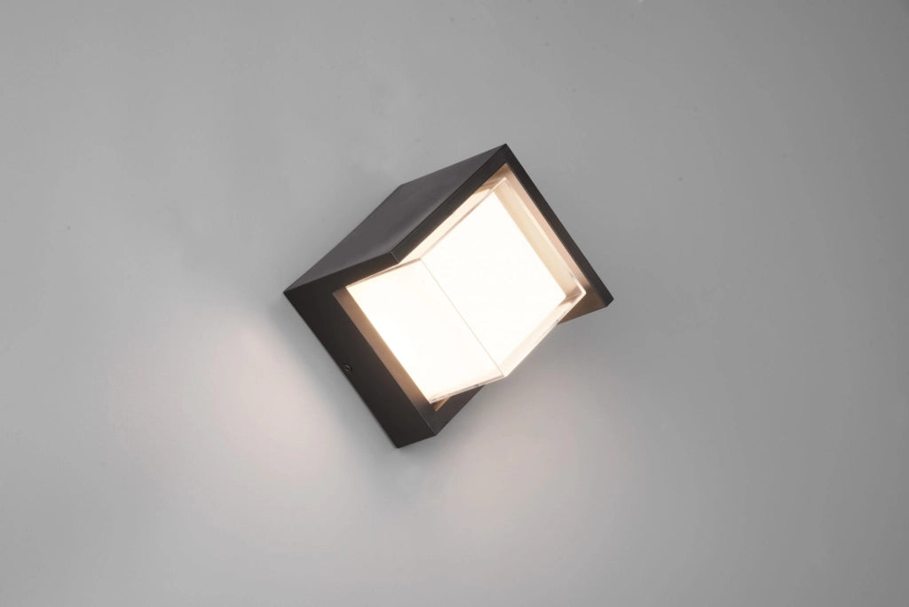 PUNO APPLIQUE LED 8W 800lm, 3000K DA ESTERNO QUADTRATA METALLO NERO DIFFUSORE BIANCO IP44 L. 15CM