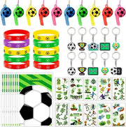 Set di 50 pezzi di regali per bambini calcio - Set di regali calcio per bambini con sacchetti di regalo - Inclusi bracciali in silicone, flauti con tattoo e chiavi in mano - Confezione di regalo originale per feste di calcio