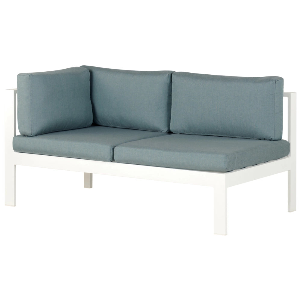 Set divano ad angolo da giardino bianco con cuscini verdi Tavolo a doghe a 5 posti Set moderno scandinavo per conversazioni all'aperto
