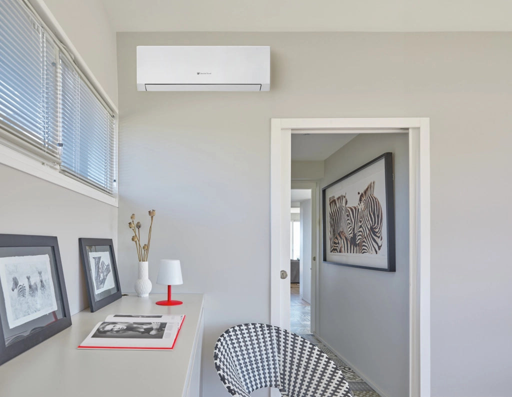 Condizionatore Hermann Saunier Duval VivAir Max 9000 Btu SDHP 1-025 WN R-32 Wi-Fi Integrato