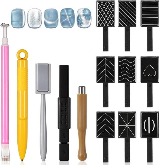 Strumenti per arte del trucco dei capelli: Penna magnetica 14 pezzi set di pennarelli magnetici per occhi a forma di gatto, utilizzabile con polvere gel per occhi a forma di gatto o vernice per unghie per effetto UV.
