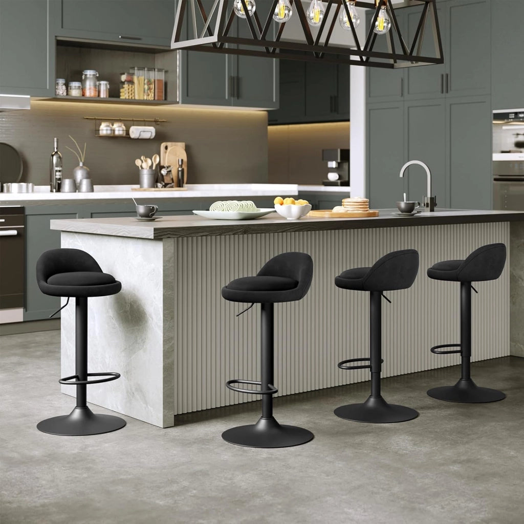 Sgabelli da Cucina in Velluto con Poggiapiedi Sgabelli da Bar Moderni per Bancone Penisola Sedie Alte Girevoli Altezza Seduta Regolabile 62-84cm, Nero 4 Pezzi 0824BY-4