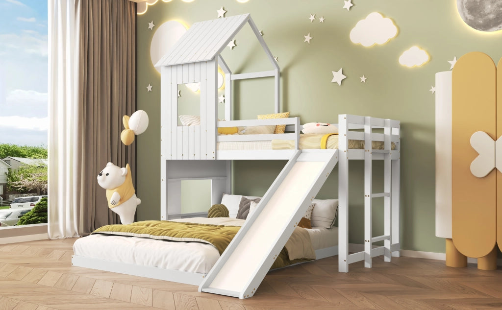 Letto a castello con scivolo; tetto; finestre e scala a 3 gradini; pino e MDF; bianco; 90x200 e 140x200 cm