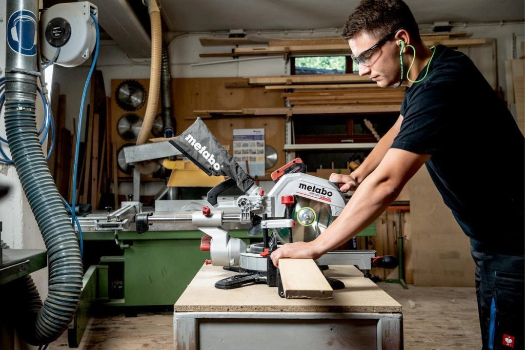 Metabo KGS 18 LTX BL 254 4000 Giri/min