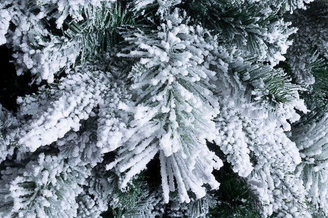 Albero di Natale Slim Dresda Innevato Altezza 210cm con 868 Rami