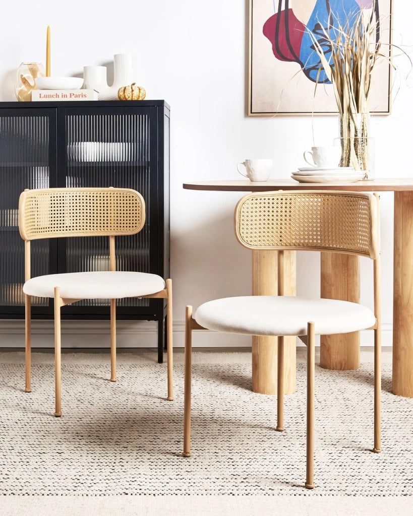 Set di 2 sedie da salotto con seduta in tessuto beige e struttura in metallo con effetto legno chiaro treccia viennese stile retrò soggiorno