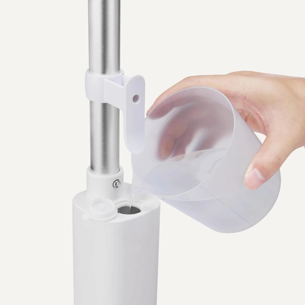 Amazon Basics Scopa a Vapore Pavimenti Duri + 6 Panni e Tamponi Lavabili