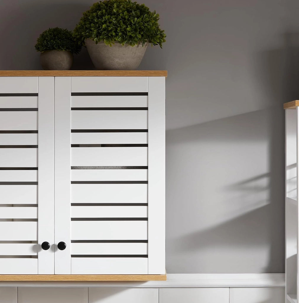 Pensile da Bagno – Mobile da Bagno Sospeso – Armadietto a Muro Stretto con Ante a Persiana e Ripiani Regolabili, per Cucina e Corridoio, in Legno, Bianco, 60x56x19cm, BZR42-W